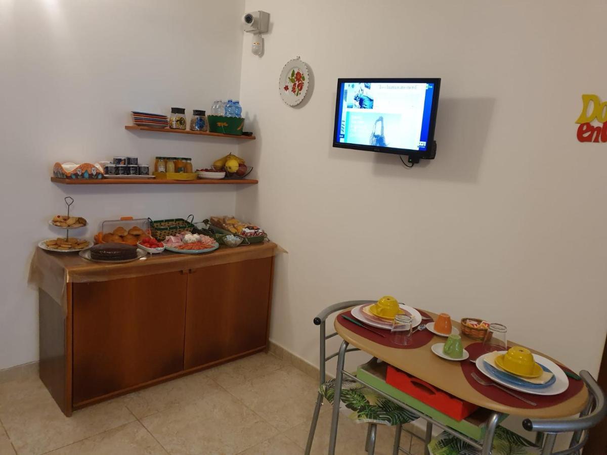 Il Borgo Bed & Breakfast Шила Екстериор снимка