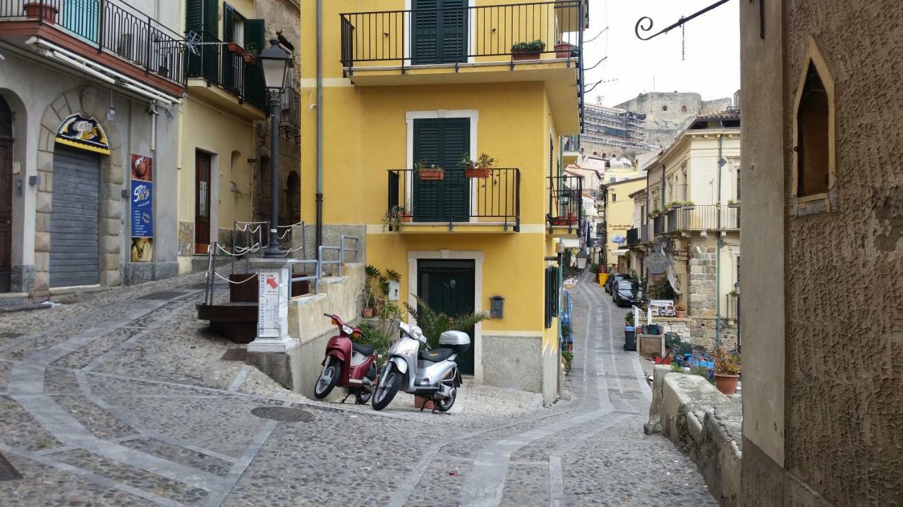Il Borgo Bed & Breakfast Шила Екстериор снимка