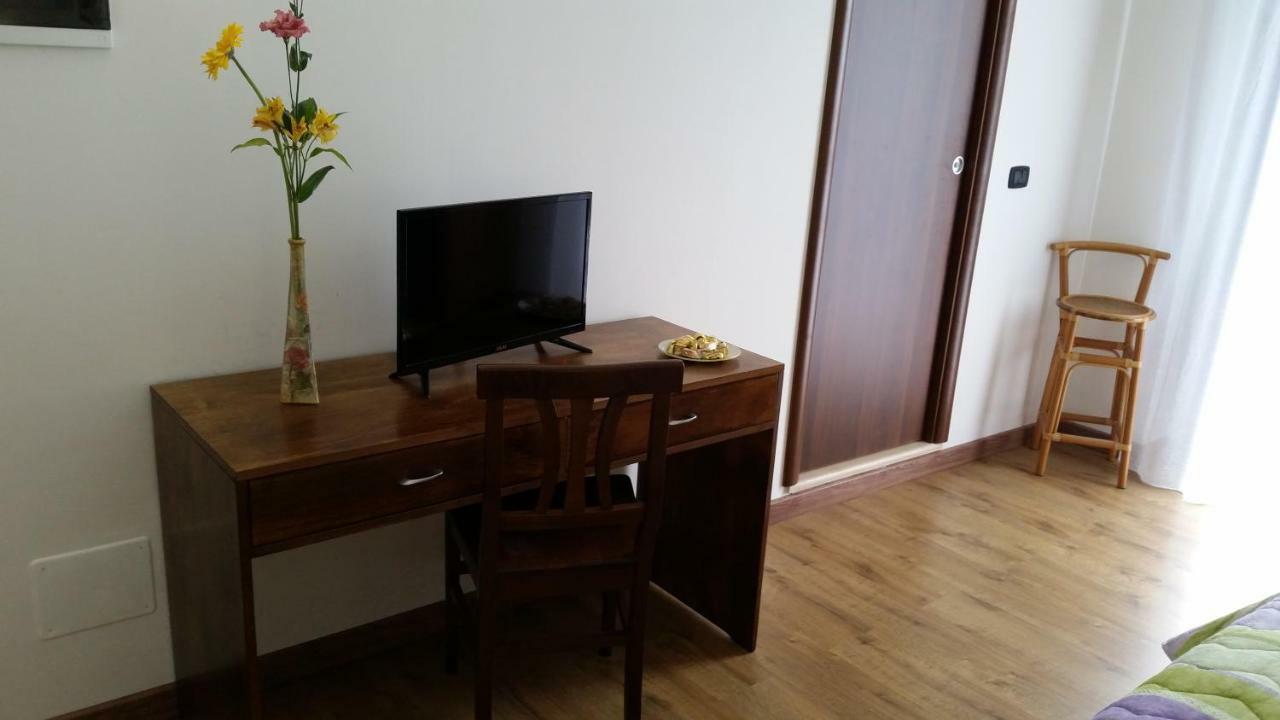 Il Borgo Bed & Breakfast Шила Екстериор снимка