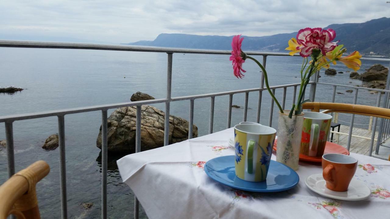 Il Borgo Bed & Breakfast Шила Екстериор снимка