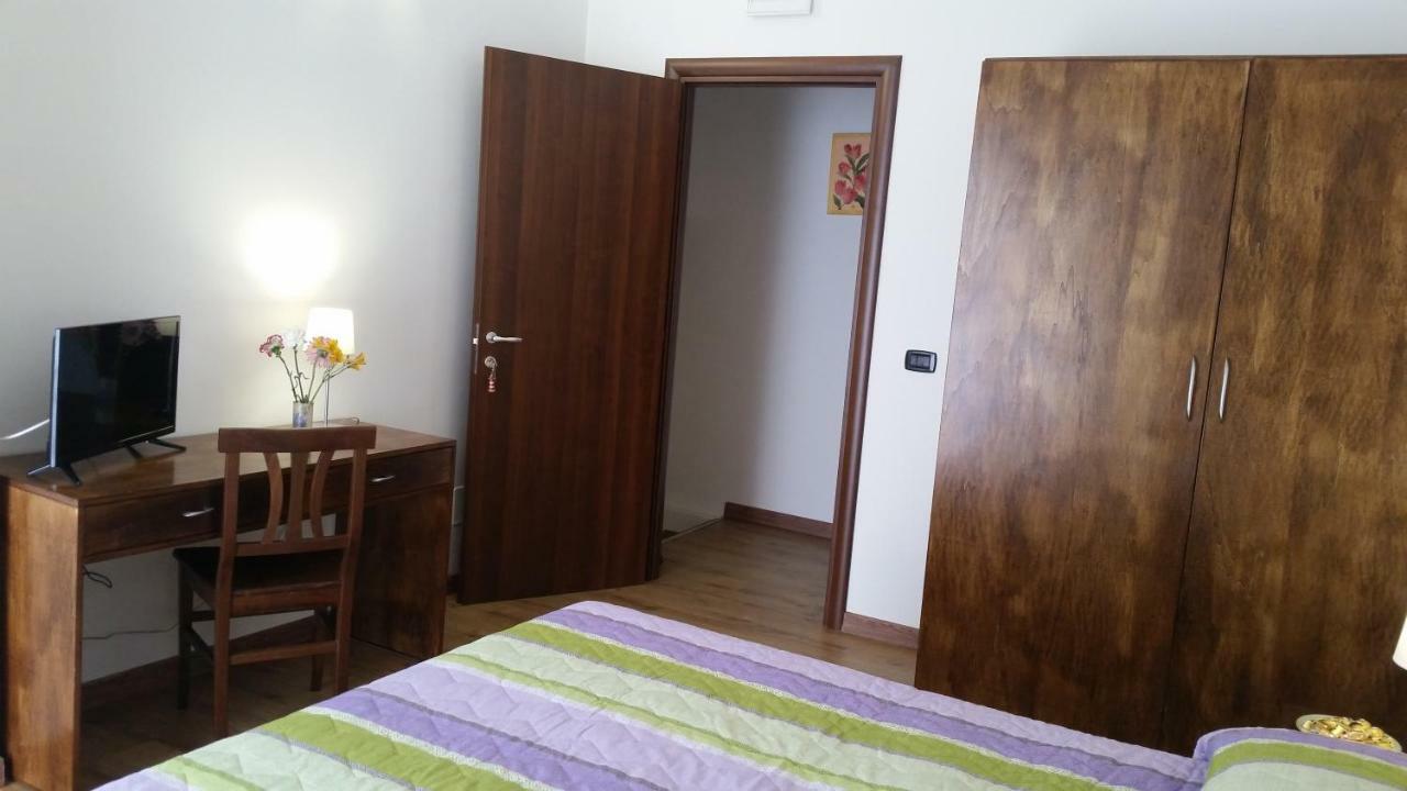 Il Borgo Bed & Breakfast Шила Екстериор снимка